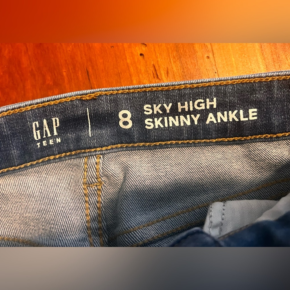 GAP Teen Sky High Skinny Jeans size 8- Blue
